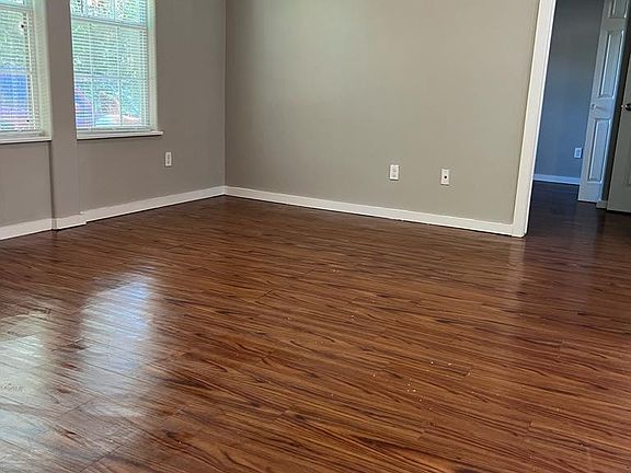 2nd image of 710 W Rosewood Ave APT 3
