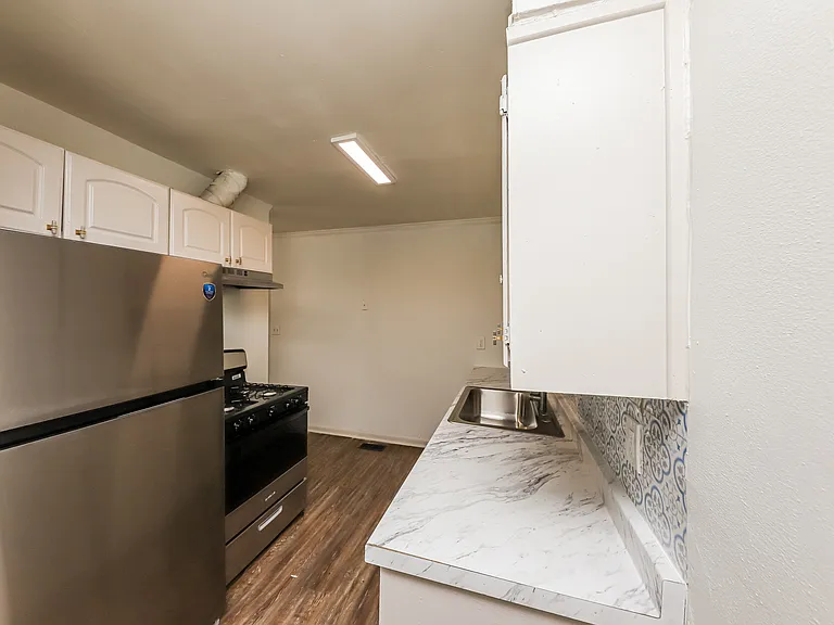 210 Oak Dr SE — Photo 7