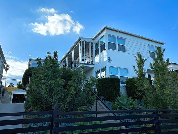 2nd image of 823 N Alexandria Ave #823