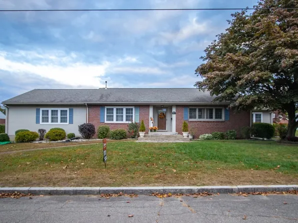 69 Francis St, Chicopee, MA 01013