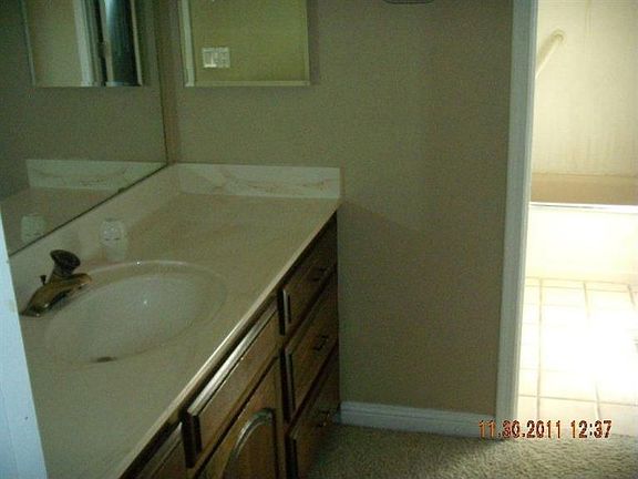 2nd image of 7920 Sartan Way NE