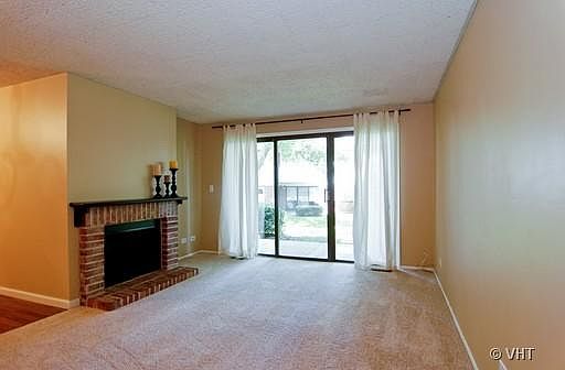 2nd image of 403 Pinetree Ln Unit D1