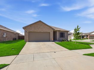 5345 Hull Ct, Fort Worth, TX 76179