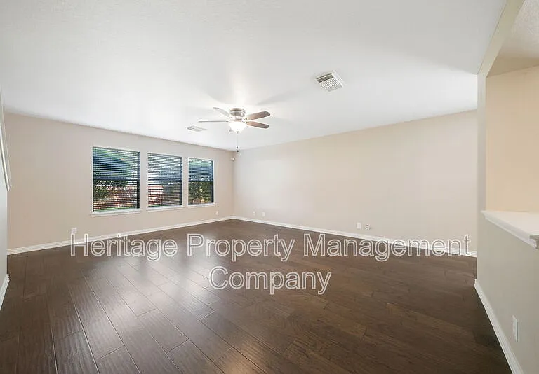 136 Longhorn Way — Photo 8