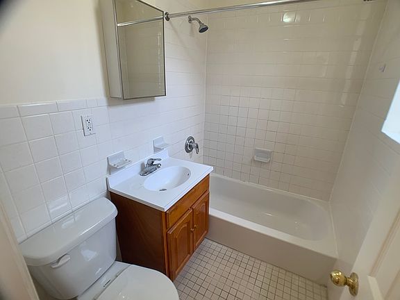 4th image of 39-23 57th St #2A