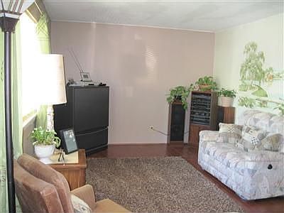 5th image of 37 Redington Ct