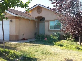485 Cedar St, Parlier, CA 93648
