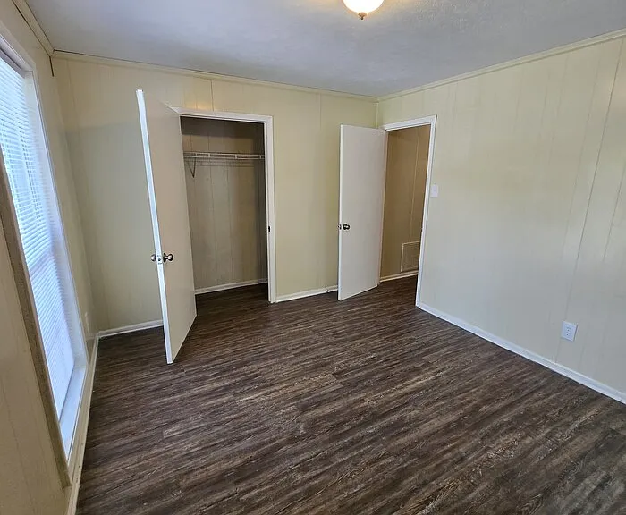 6104 Oakwood Cir SW — Photo 9