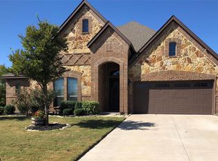 205 Stardust Trl, Waxahachie, TX 75165
