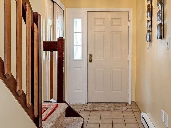 4th image of 21 Thayer Pond Dr #5