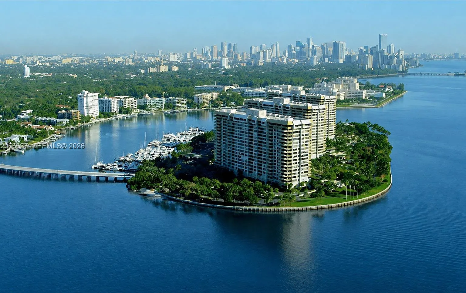 Grove Isle Condo — Photo 1