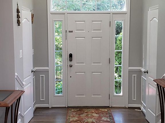 5th image of 22122 Avonworth Sq