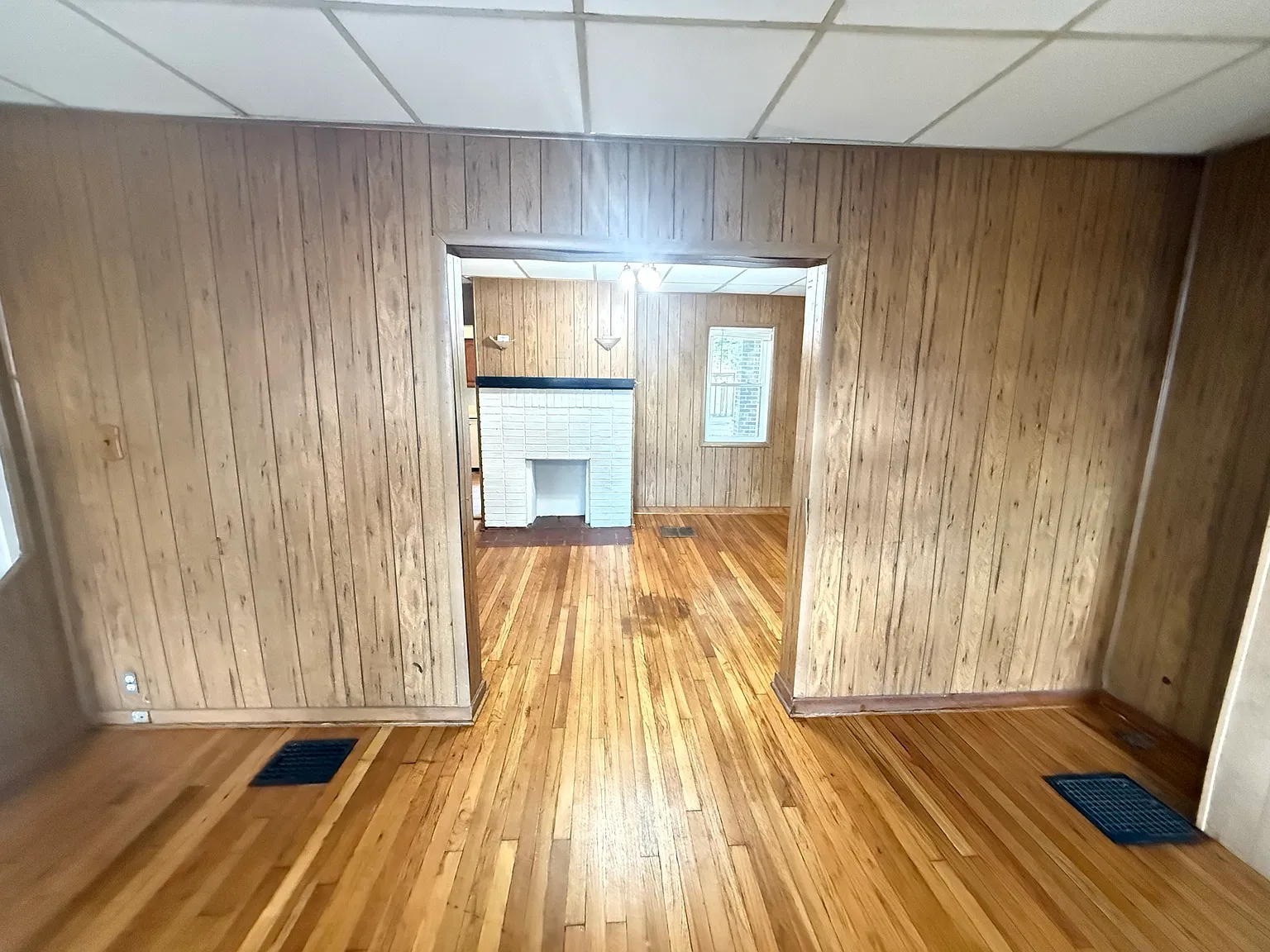 3 bed, 1222 sqft, $1,595 — Photo 3