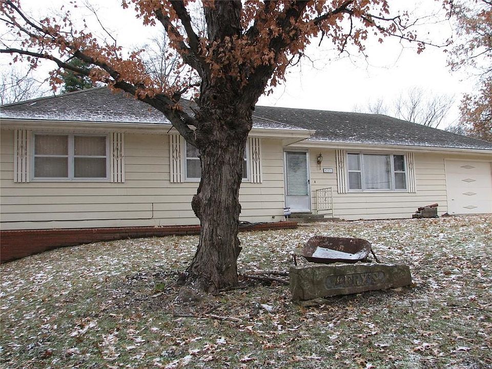 1st image of 406 S 18th St