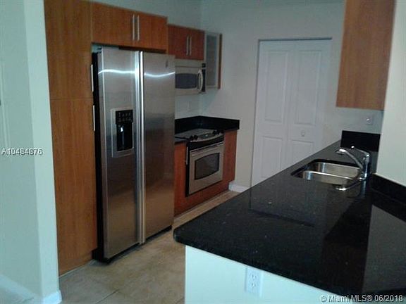 3rd image of 600 S Dixie Hwy APT 727