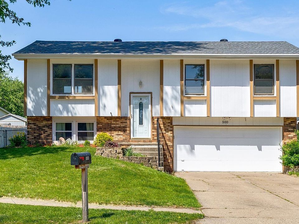 1st image of 500 NW Norton Cir