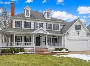 932 S Vine St, Hinsdale, IL