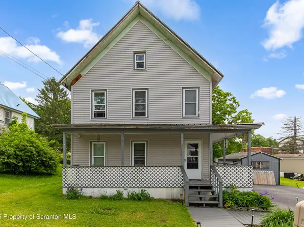 30 William St, Hallstead, PA 18822