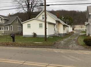 6531 Columbia Rd NW, Dover, OH 44622