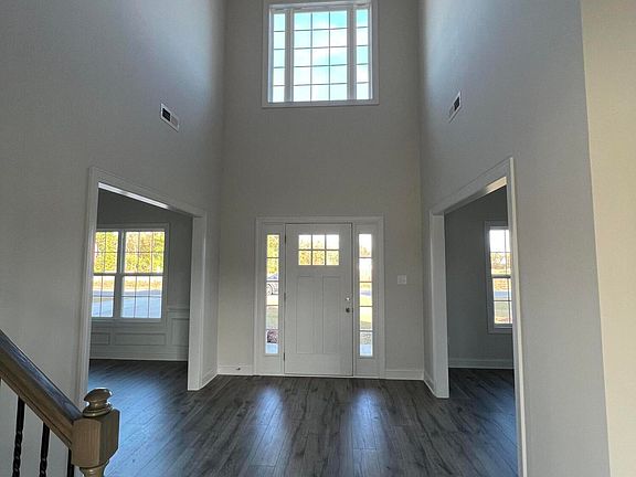 2nd image of 2020 Tarpon Trail