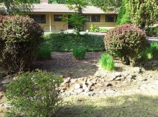 3045 Riverbanks Rd, Grants Pass, OR 97527