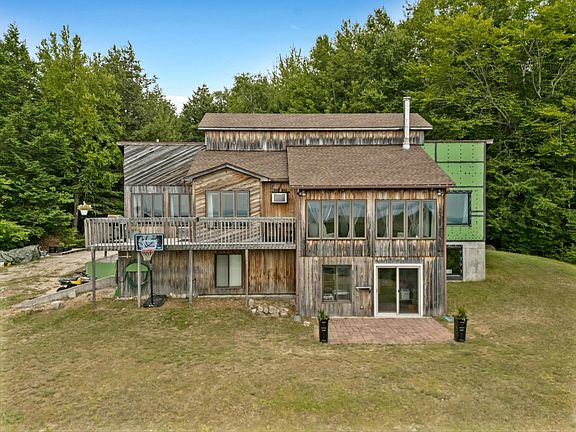 2nd image of 29 Valley Lane