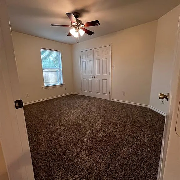 315 College Ave — Photo 24