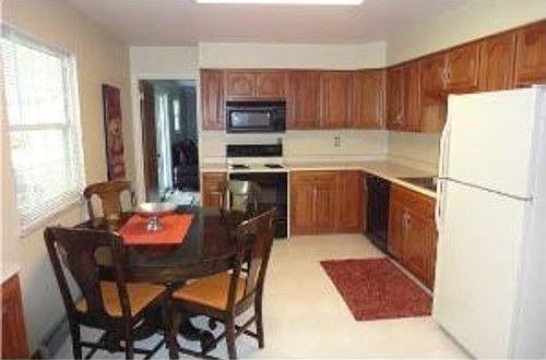 4th image of 1808 N Nightingale Dr