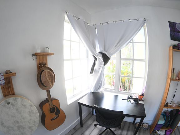 5th image of 752 Euclid Ave APT 11