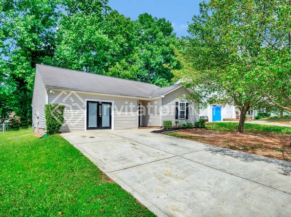 234 Graham Meadow Dr, Charlotte, NC 28213