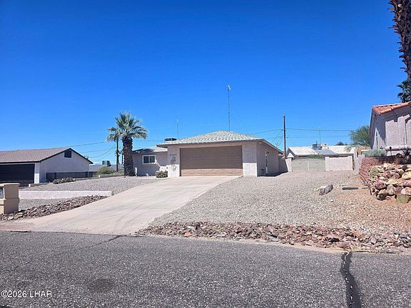 3rd image of 3395 Roadrunner Dr