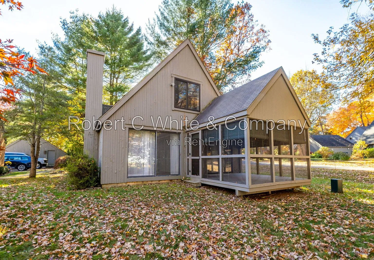 3 bed, 2.0 bath, 1632 sqft, $3,040 — Photo 3