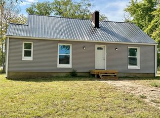 114 S High St, Butler, MO 64730