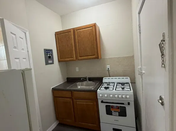 220 Roseville Ave, Newark, NJ