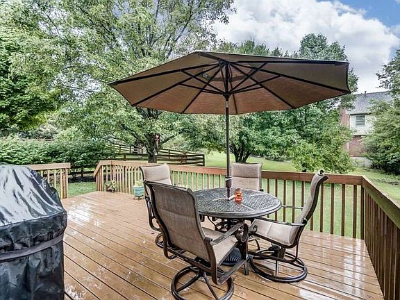 2nd image of 12 Barnwood Ct