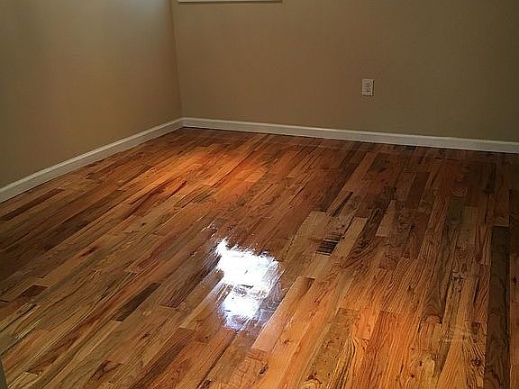 4th image of 2879 Roberts Ave #2FAMILY