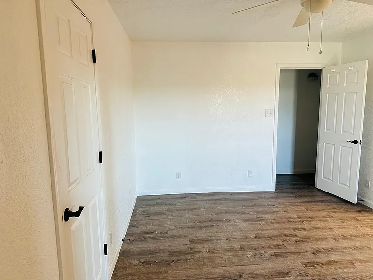 2610 Via Corona — Photo 14