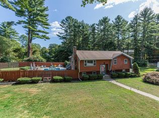 3 Farnham Rd, Rowley, MA 01969