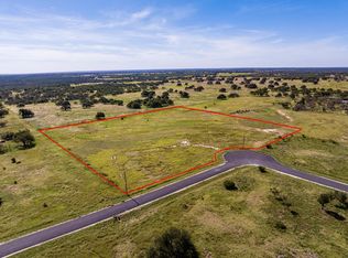 101 Nantan Ln, Harper, TX 78631