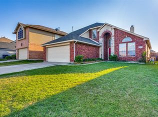 4913 Skymeadow Dr, Fort Worth, TX 76135