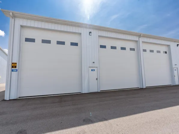 764 SE Catawba Rd #98, Port Clinton, OH 43452