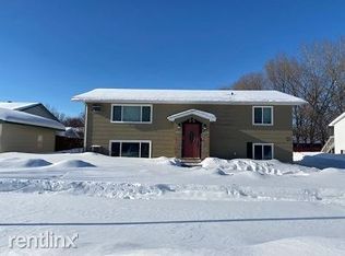 3017 18th St S, Fargo, ND 58103