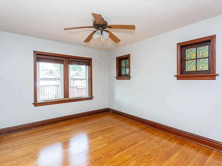 6332 Oleatha Ave — Photo 17