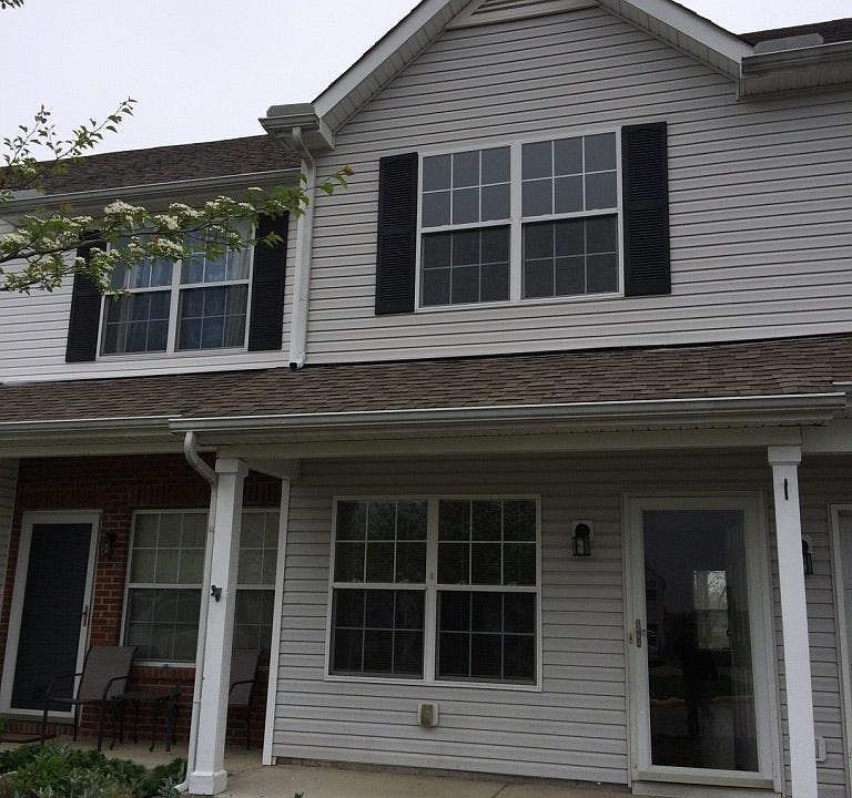 1st image of 484 Fullers Cir
