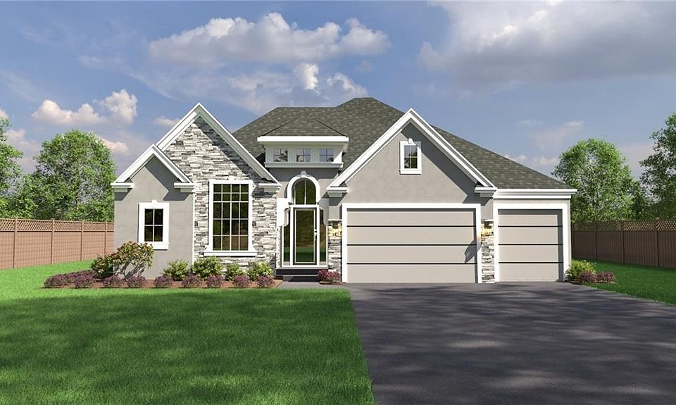 1st image of 4728 Clubhouse Dr
