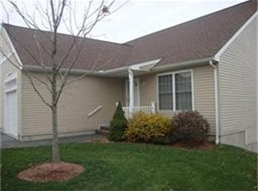 1st image of 140 Hillside Village Dr