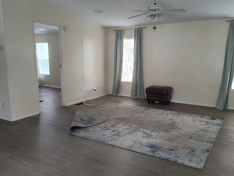 1832 NW 46th Cir — Photo 8