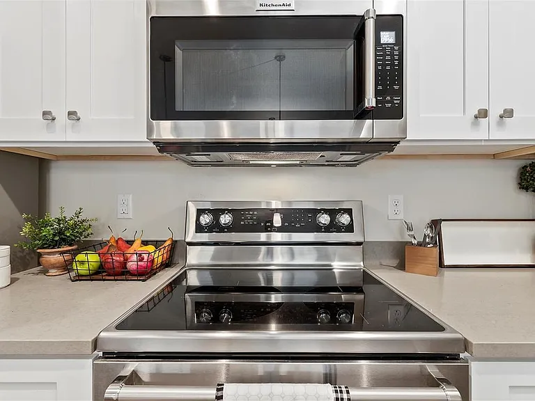 Cedar Crossing Luxury Townhomes — Photo 70