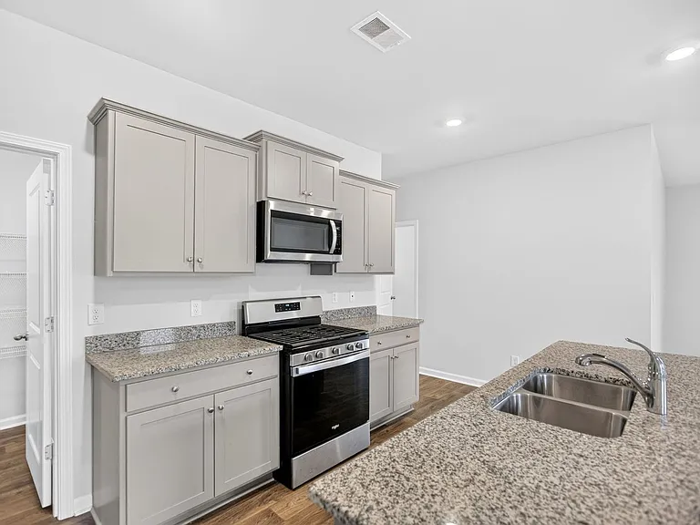 129 Holly Leaf Ln — Photo 6