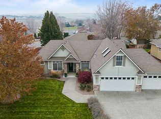 113 Mattis Dr, Richland, WA 99352